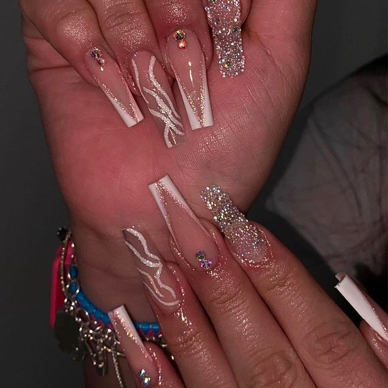 Chips de manicura de plástico de diamantes coloridos al por mayor